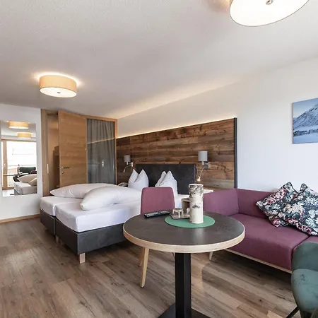 Garni Birkhahn Hotel 3*