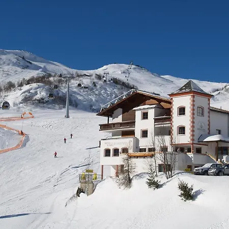 Garni Birkhahn Hotel 3*